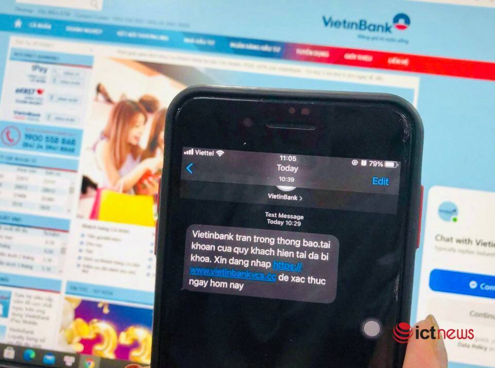 Ngỡ ngàng vì nhận tin nhắn lừa đảo dọa khóa tài khoản ngân hàng